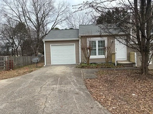 4108 Abbotts Bridge Rd — Photo 2
