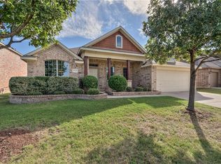 2343 Palmer Trl, Grand Prairie, TX 75052
