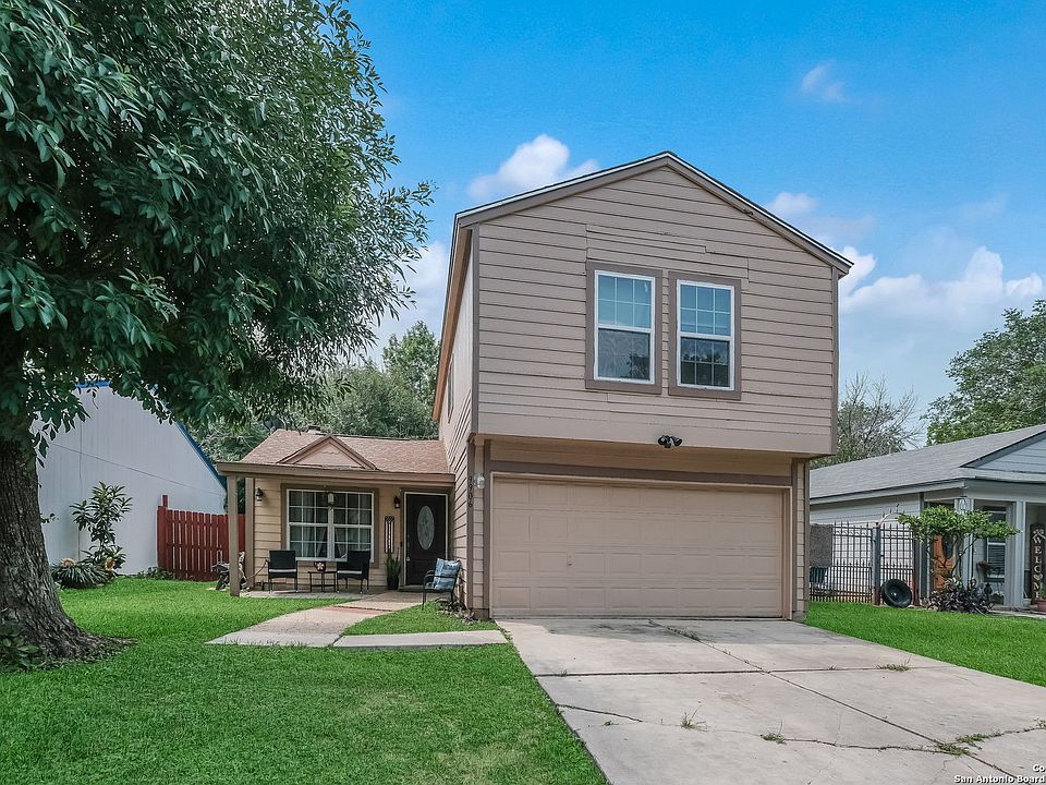 1st image of 9906 Sandy Field Dr