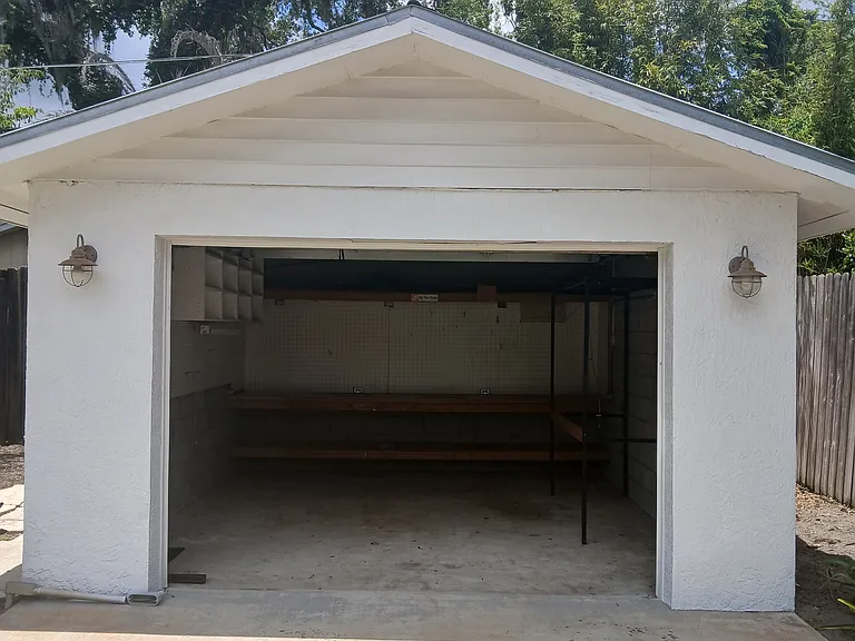 5002 Belleville Ave — Photo 4