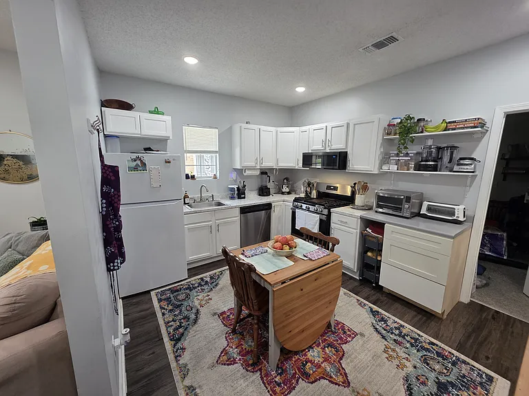 2875 Yale Ave — Photo 9