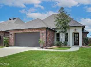 204 Channel Dr, Broussard, LA 70518
