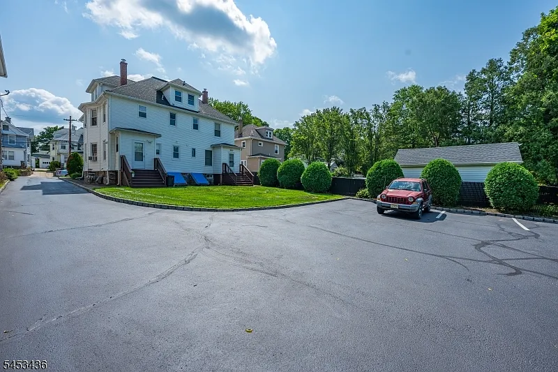 1 bed, 1.0 bath, 680 sqft, $2,100 — Photo 4