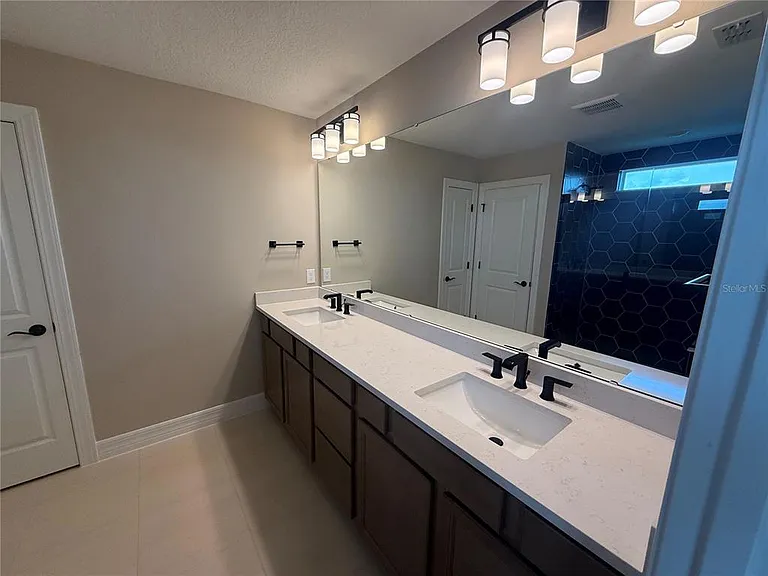 455 Winter Grove Blvd — Photo 35