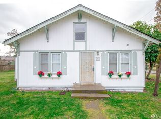 301 Jefferson Ave NE, Yelm, WA 98597