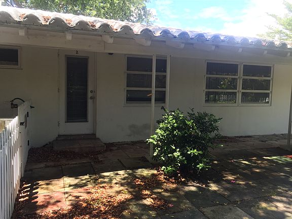 3rd image of 19 SE 12th Ave