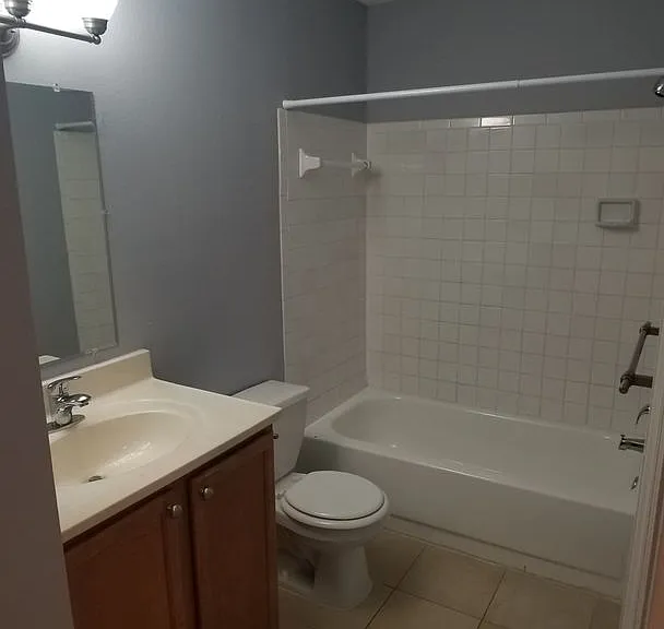 302 Lake Parsons Grn #108 — Photo 17
