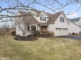 38 Haver Farm Rd, Clinton, NJ 08809