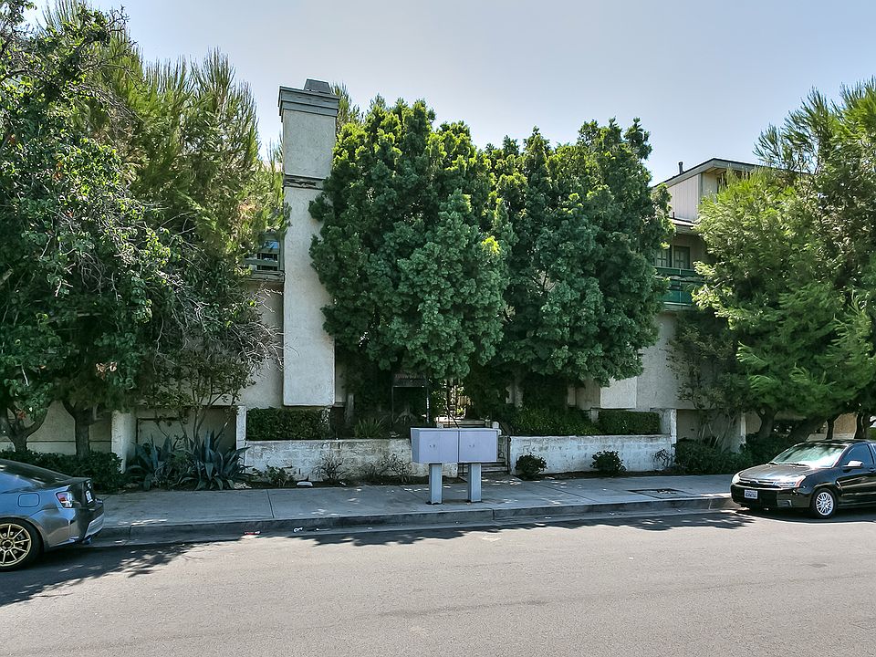 1st image of 7550 Zombar Ave APT 17