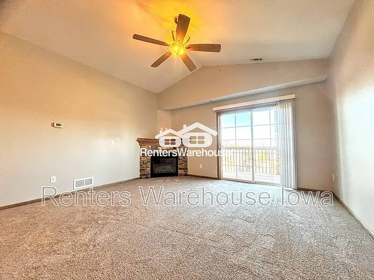 2000 Meadow Ct #204 — Photo 7