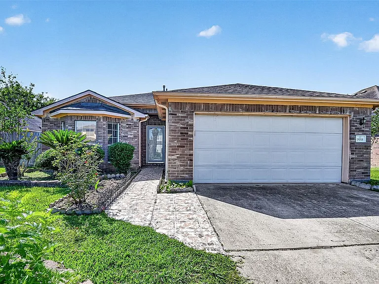 9918 Pierre Ct — Photo 1