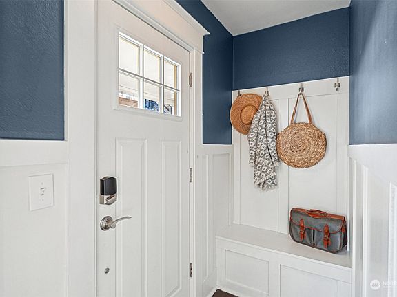 3rd image of 623 N Trafton Street