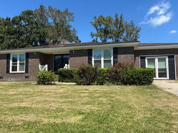 20 Falkirk Dr
