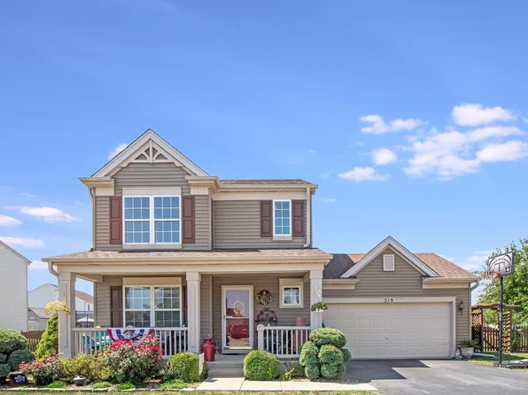 219 Prairie Ridge Dr, Minooka, IL 60447