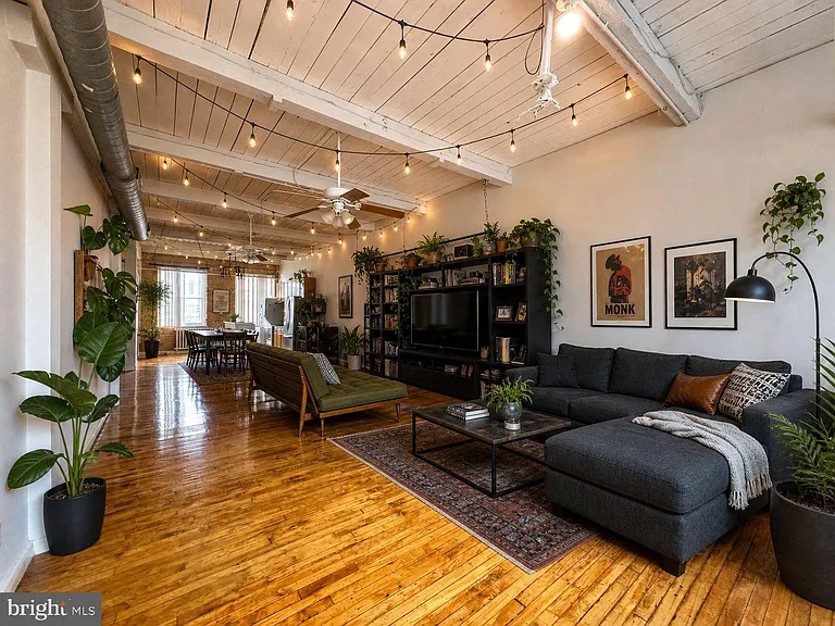 14 W Harvey St #16-2C — Photo 9