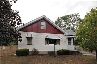 1st image of 130 Kellogg St