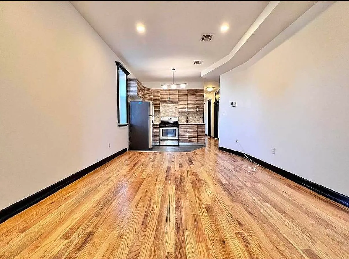 464 Lexington Avenue — Photo 1