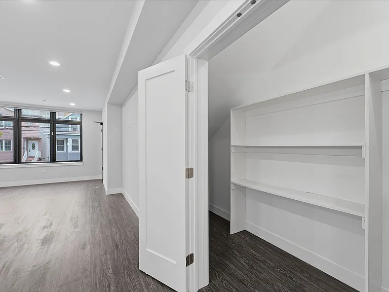 6114 Jackson St #2 — Photo 13