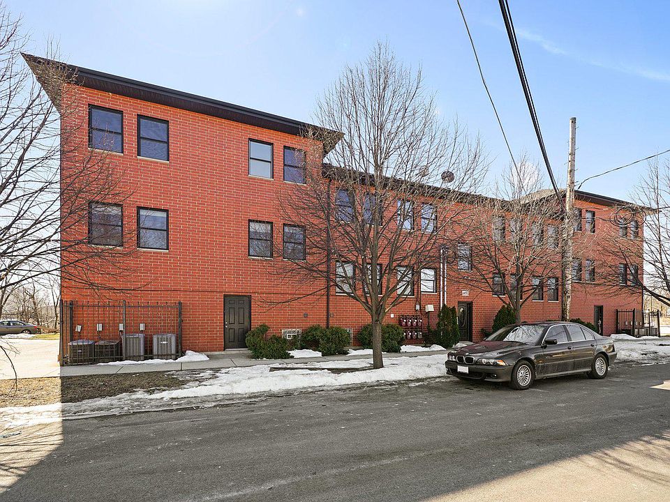 2nd image of 1431 W 108th St APT H