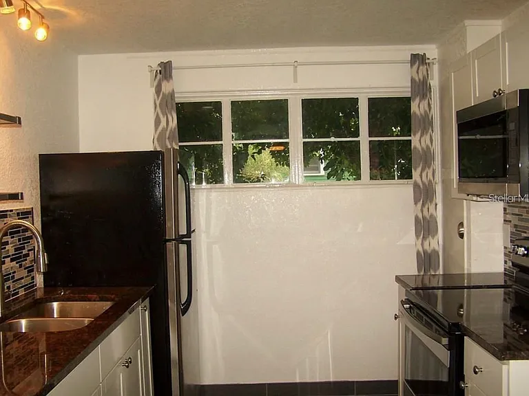 1508 E Robinson St #1510-1/2 — Photo 7