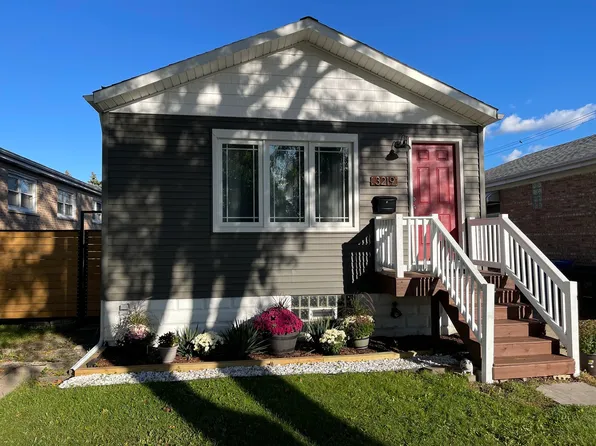 3219 N Osceola Ave, Chicago, IL 60634