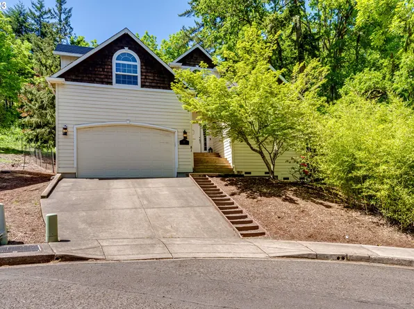 81 Marlboro Ln, Eugene, OR 97405