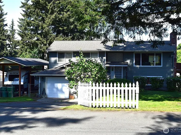 8611 Vistarama Avenue, Everett, WA 98208