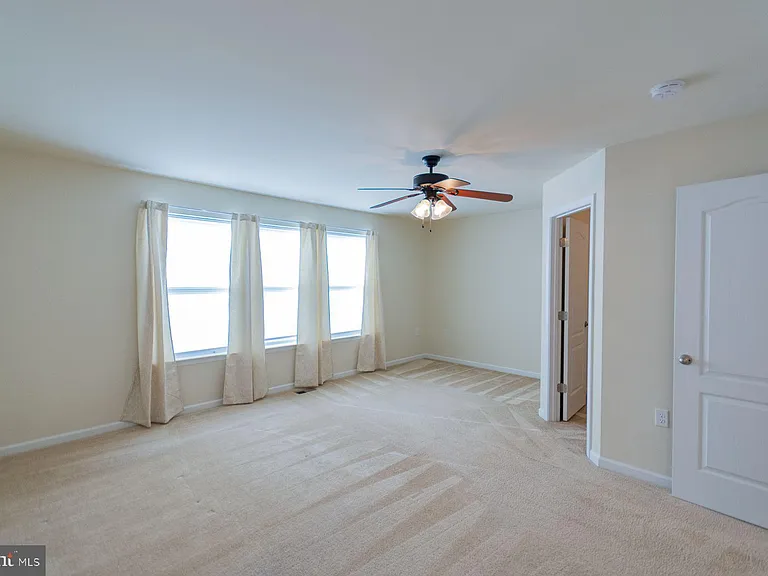 132 Oflannery Ct — Photo 45