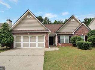 1009 Levista Dr, Locust Grove, GA 30248