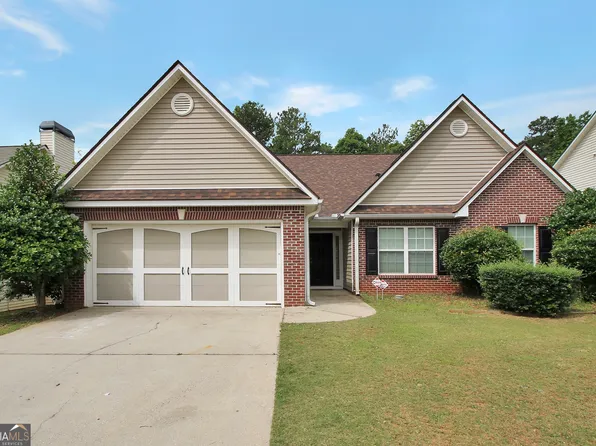 1009 Levista Dr, Locust Grove, GA 30248