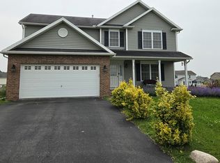 75 Haywards Heath, West Henrietta, NY 14586