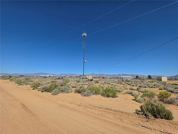 3rd image of 3855 N Salt Rd