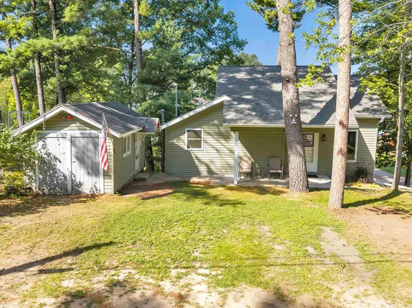 N2521 Cleghorn Rd, Waupaca, WI 54981