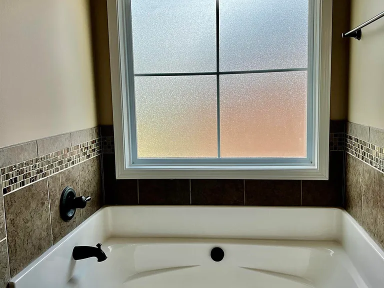 208 Black Hawke Ln — Photo 37