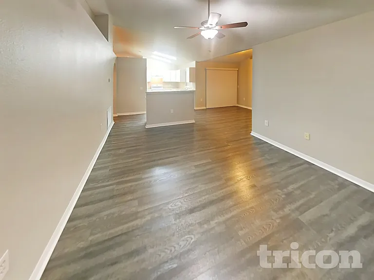 6372 Gainsboro Ave — Photo 11