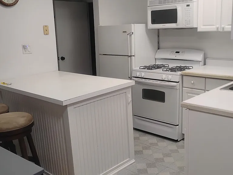 92 Edwards St #3 — Photo 23