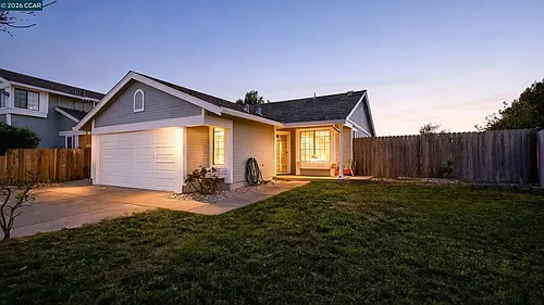 237 Starboard Dr Photo 1