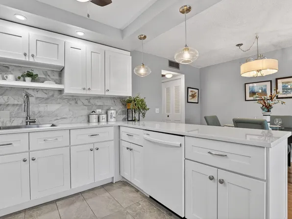 2074 Cambridge D, Deerfield Beach, FL 33442