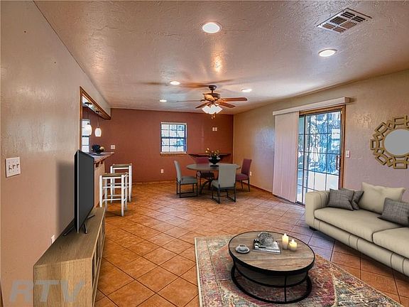 4th image of 39107 County Street 2660