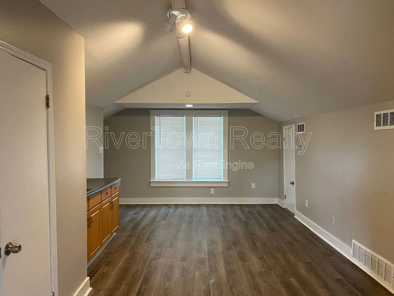 1 bed, 1.0 bath, 492 sqft, $650 — Photo 4