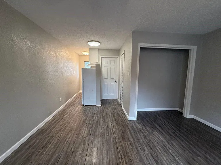 2501 Yoakum Blvd #12 — Photo 19