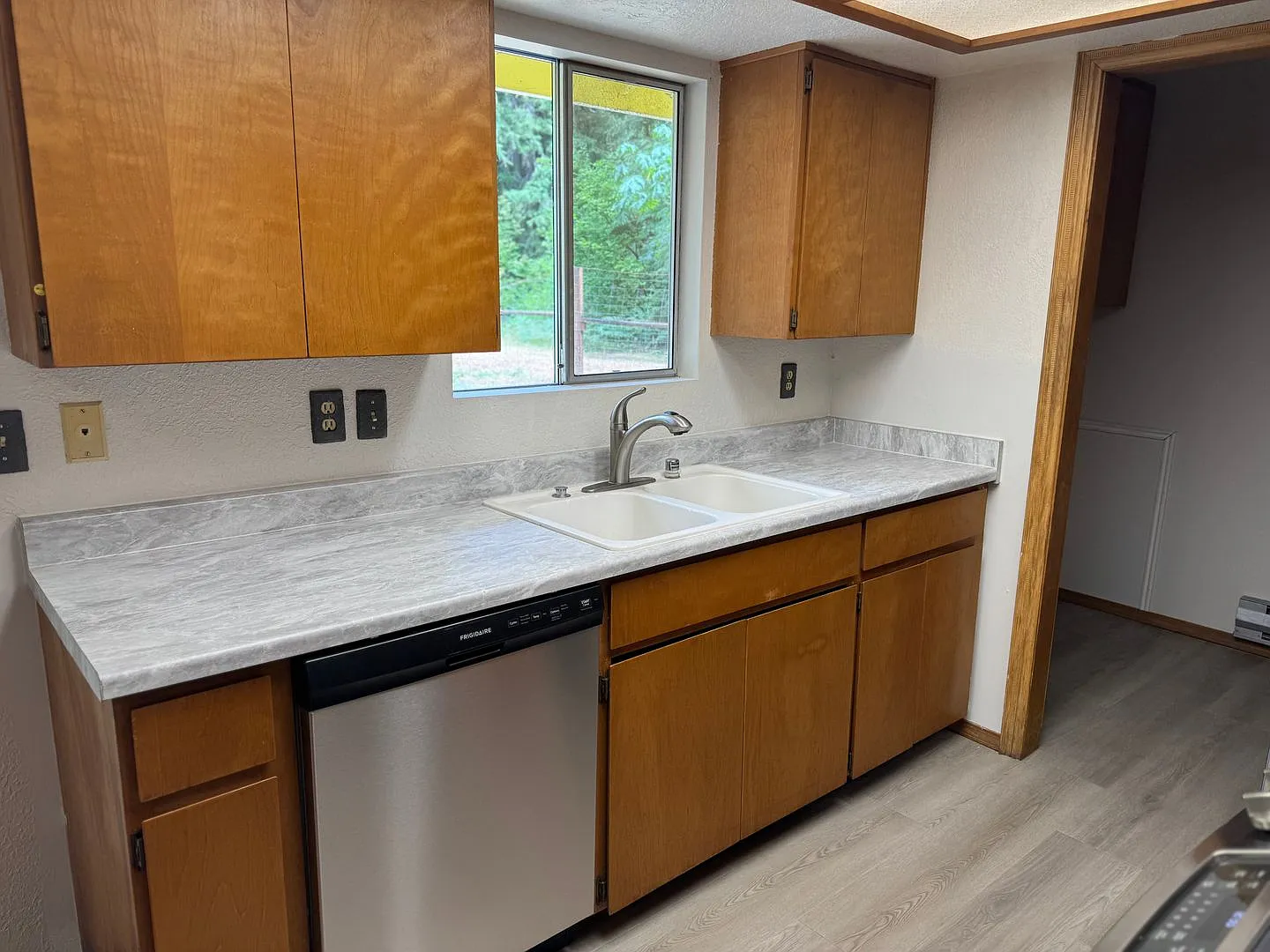 3 Bed/1 Bath +Garage +Shop, Marblemount — Photo 4
