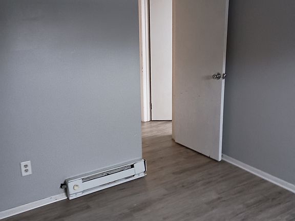 5th image of 543 New Fourth St #3