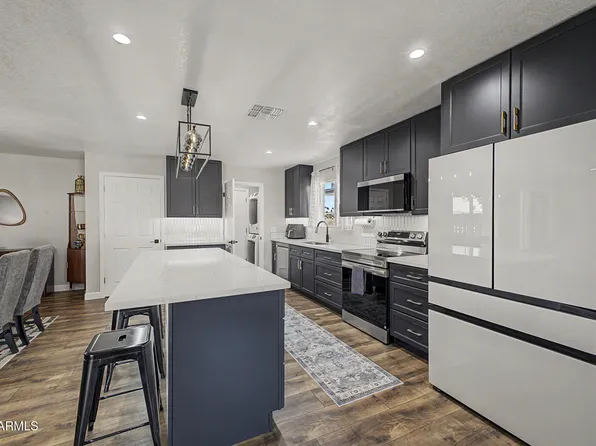 236 E MINTON Drive, Tempe, AZ 85282