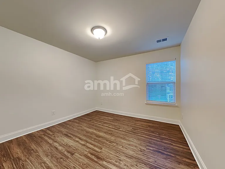 5180 Hudson Valley Dr — Photo 18