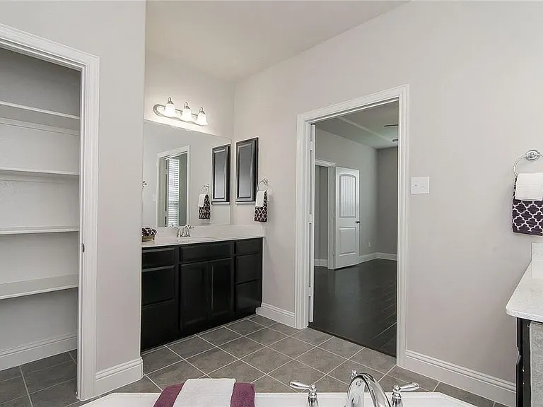 2309 Truro Dr — Photo 14