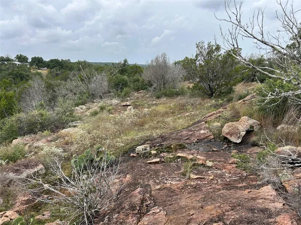 125 Live Oak Rd, Burnet, TX 78611