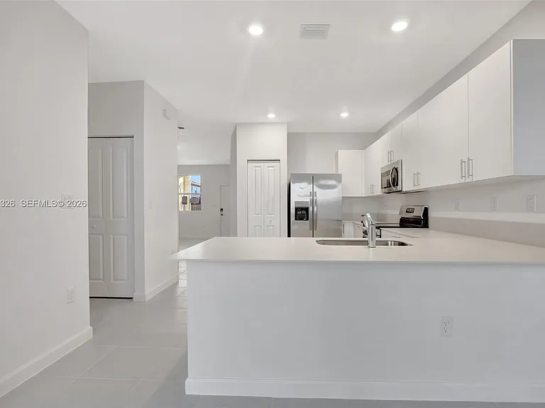 2556 SE 27th Ct #2556 — Photo 17
