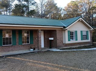 370 Camp Eight Rd, Richton, MS 39476