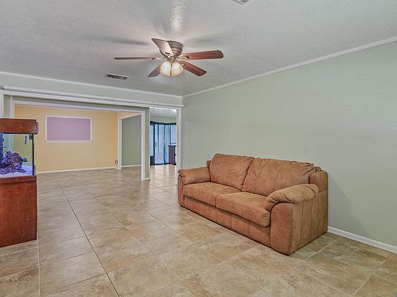 4th image of 5621 Cypress St